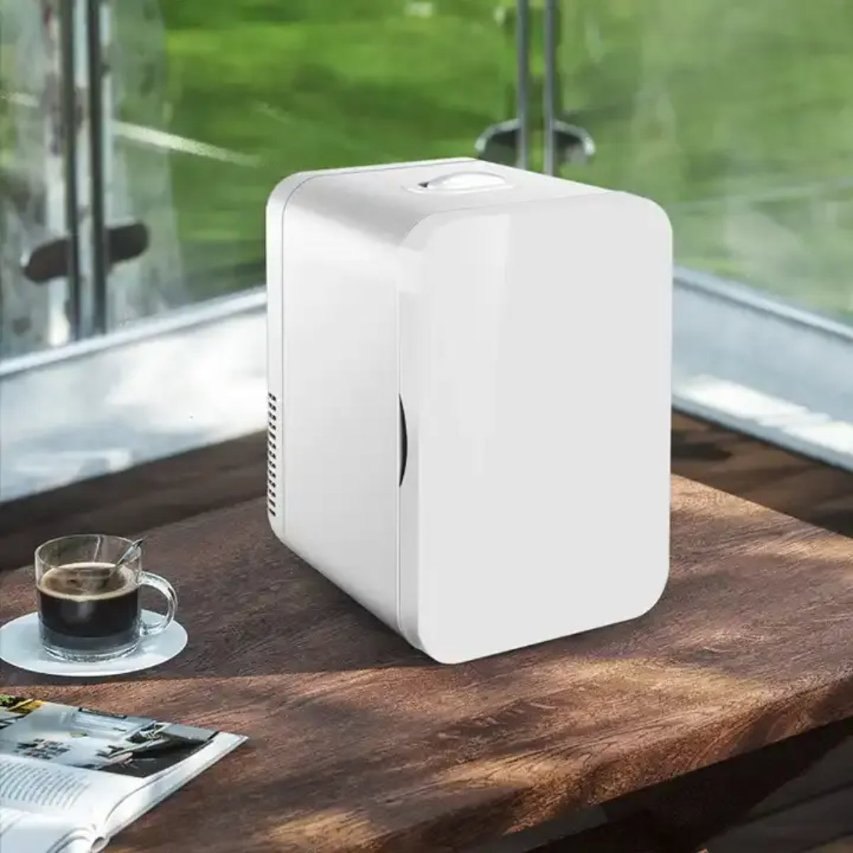 Mini Fridge 8L, Portable Cooler and Warmer for Beverages and Skincare, Multi-Purpose Storage for Car and Home.